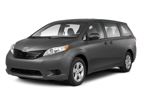 2013 Toyota Sienna XLE 7 Passenger