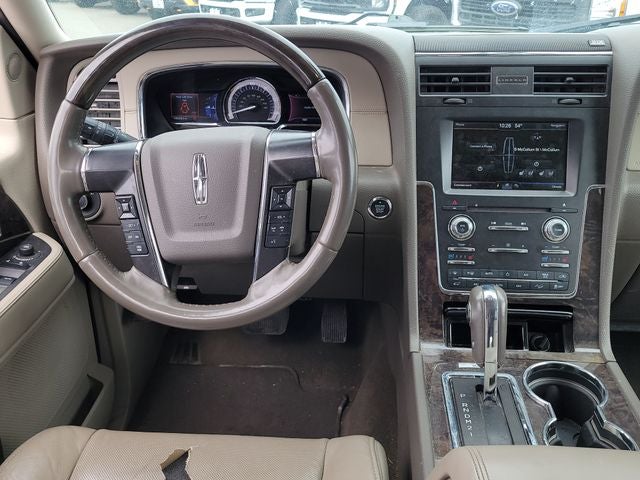 2015 Lincoln Navigator Base