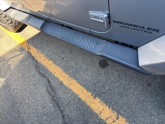 2017 Jeep Wrangler Unlimited Smoky Mountain 4x4