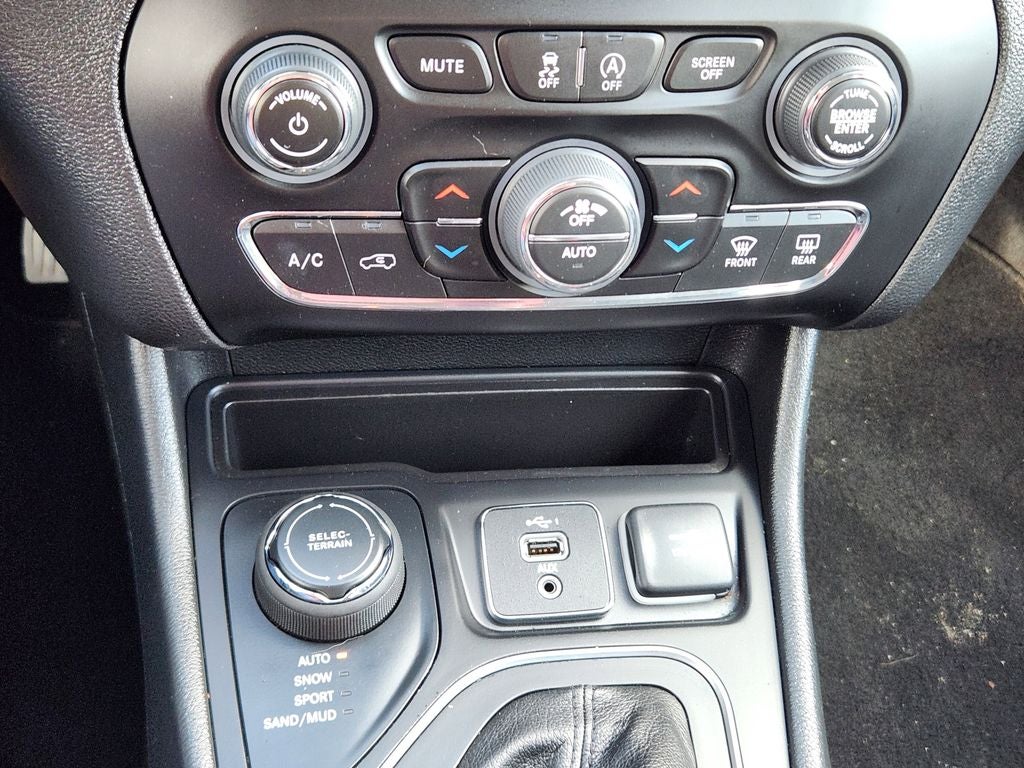 2022 Jeep Cherokee Latitude Lux 4x4