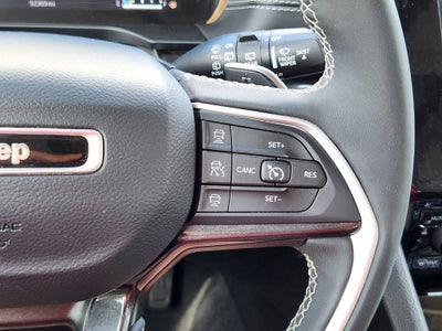2023 Jeep Grand Cherokee Laredo