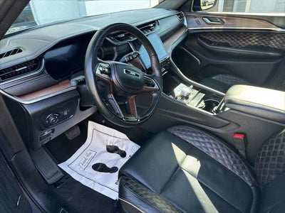 2025 Jeep Grand Cherokee L Summit 4x4