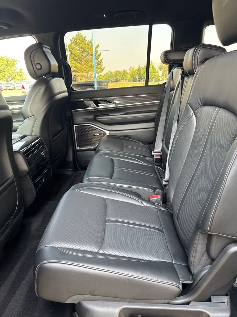 2022 Jeep Wagoneer Series II