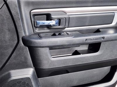 2024 RAM 1500 Classic Warlock Crew Cab 4x4 5'7' Box