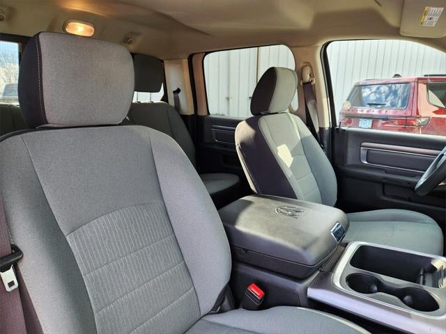 2023 RAM 1500 Classic SLT Crew Cab 4x4 5'7' Box