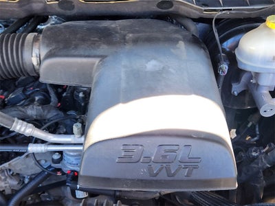 2024 RAM 1500 Classic Warlock Crew Cab 4x4 5'7' Box