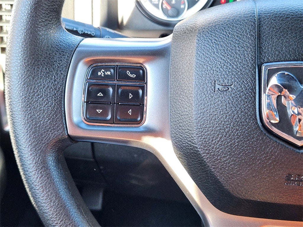 2024 RAM 1500 Classic Warlock Crew Cab 4x4 5'7' Box