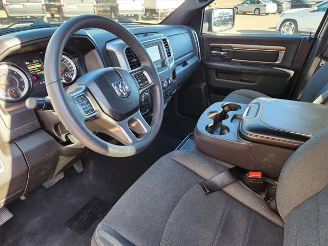 2024 RAM 1500 Classic Warlock Crew Cab 4x4 5'7' Box