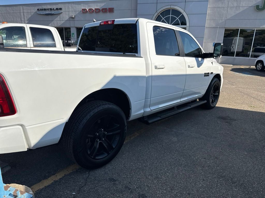 2018 RAM 1500 Night Crew Cab 4x4 5'7' Box