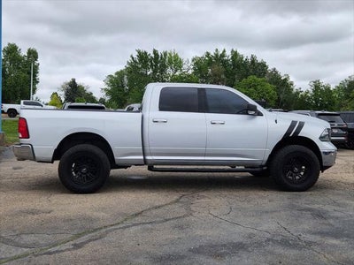 2018 RAM 1500 Big Horn Crew Cab 4x4 6'4' Box