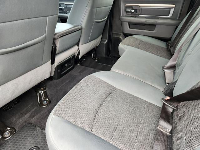 2018 RAM 1500 Big Horn Crew Cab 4x4 6'4' Box