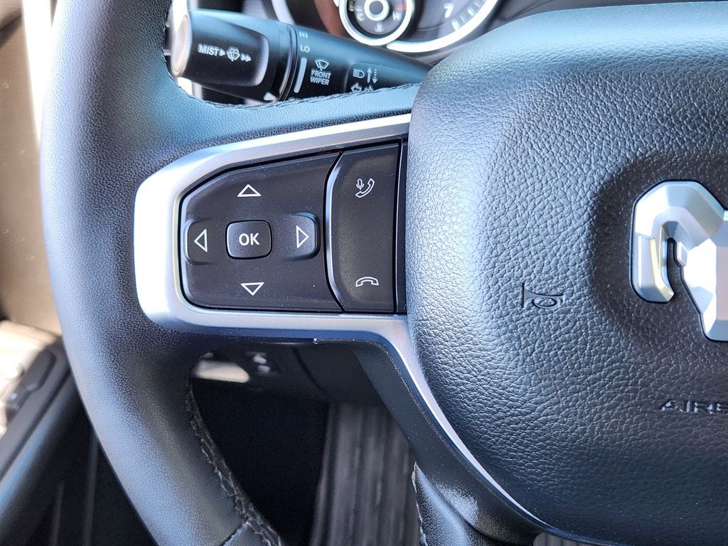 2025 RAM 1500 Big Horn Crew Cab 4x4 5'7' Box