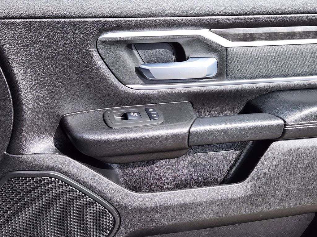 2022 RAM 1500 Big Horn Quad Cab 4x4 6'4' Box