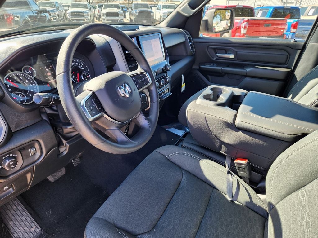 2025 RAM 1500 Tradesman Crew Cab 4x4 5'7' Box