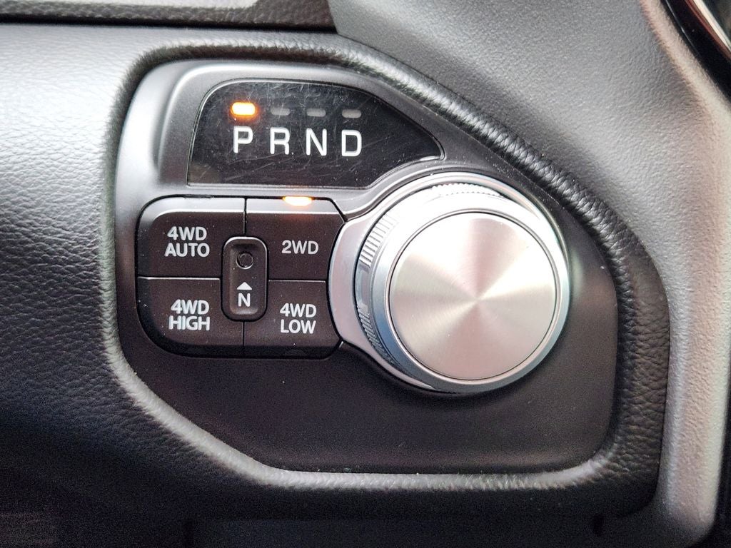 2023 RAM 1500 Laramie Crew Cab 4x4 5'7' Box