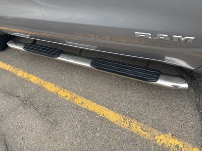 2019 RAM 1500 Laramie Crew Cab 4x4 5'7' Box