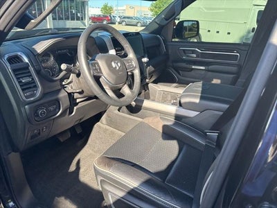 2022 RAM 1500 Laramie Crew Cab 4x4 5'7' Box