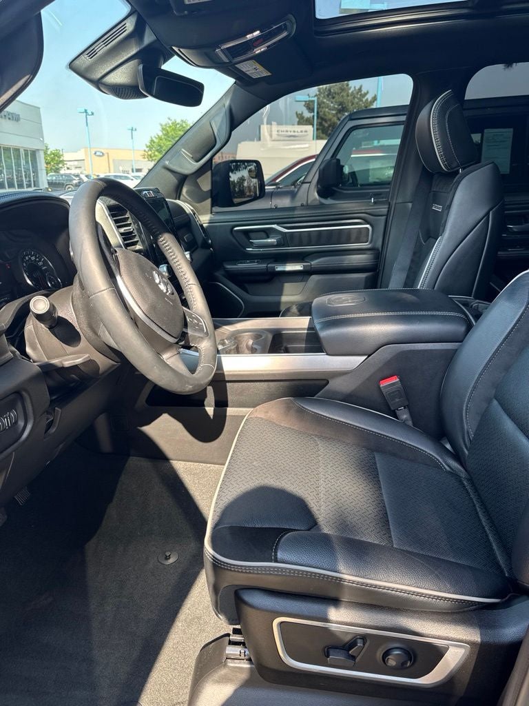 2024 RAM 1500 Laramie Crew Cab 4x4 5'7' Box