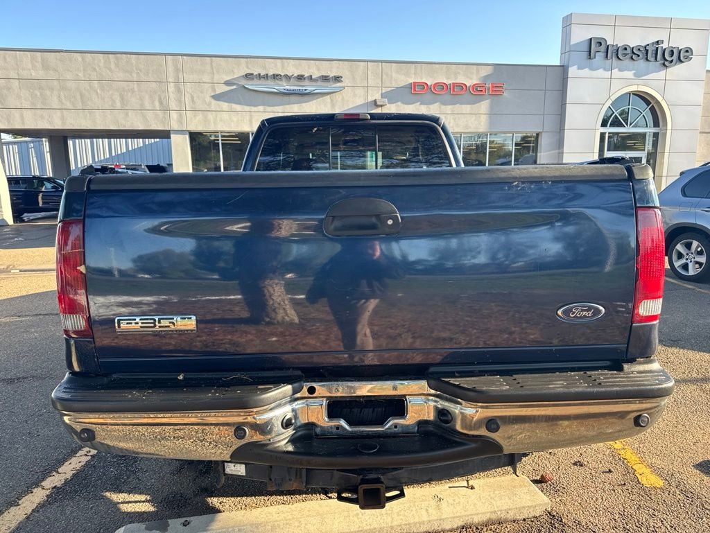 2005 Ford F-350 XL