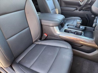 2024 Chevrolet Silverado 1500 4WD Crew Cab Short Bed RST