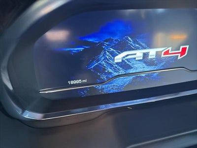 2024 GMC Yukon 4WD AT4