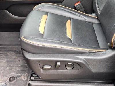 2024 GMC Yukon 4WD AT4