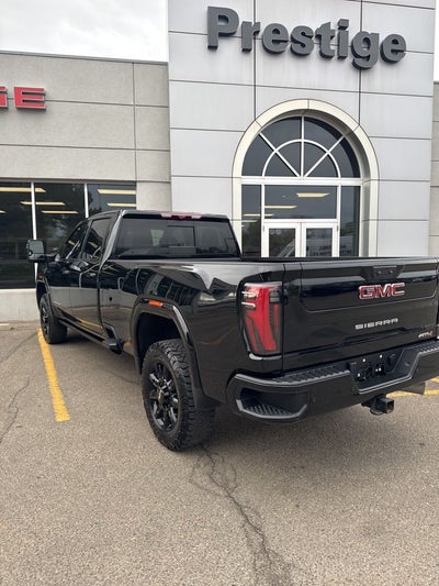 2024 GMC Sierra 3500HD 4WD Crew Cab Long Bed AT4