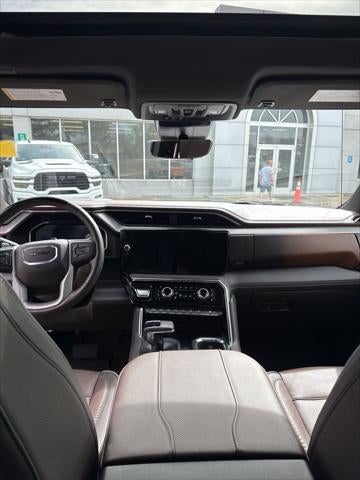 2024 GMC Sierra 1500 4WD Crew Cab Short Box Denali