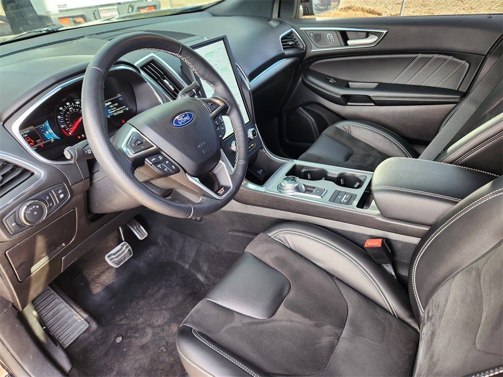2021 Ford Edge ST