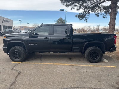 2024 Chevrolet Silverado 2500HD 4WD Crew Cab Standard Bed Custom