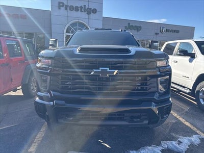 2024 Chevrolet Silverado 2500HD 4WD Crew Cab Standard Bed Custom