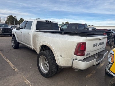 2025 RAM 3500 Limited Longhorn Crew Cab 4x4 8' Box