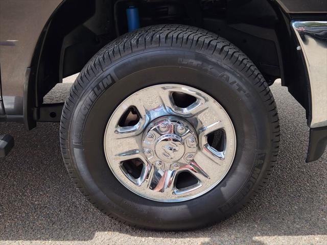 2024 RAM 2500 Tradesman Crew Cab 4x4 6'4' Box