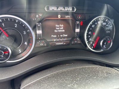 2022 RAM 2500 Tradesman Crew Cab 4x4 6'4' Box