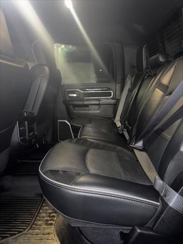 2020 RAM 2500 Laramie Crew Cab 4X4 6'4' Box