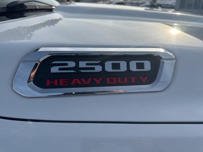 2022 RAM 2500 Laramie Crew Cab 4x4 6'4' Box