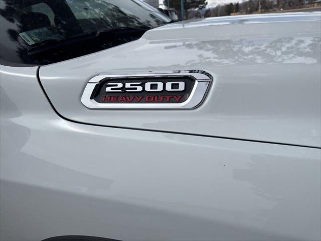 2023 RAM 2500 Tradesman Crew Cab 4x4 8' Box