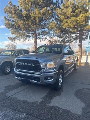 2019 RAM 2500 Tradesman Crew Cab 4x4 8' Box