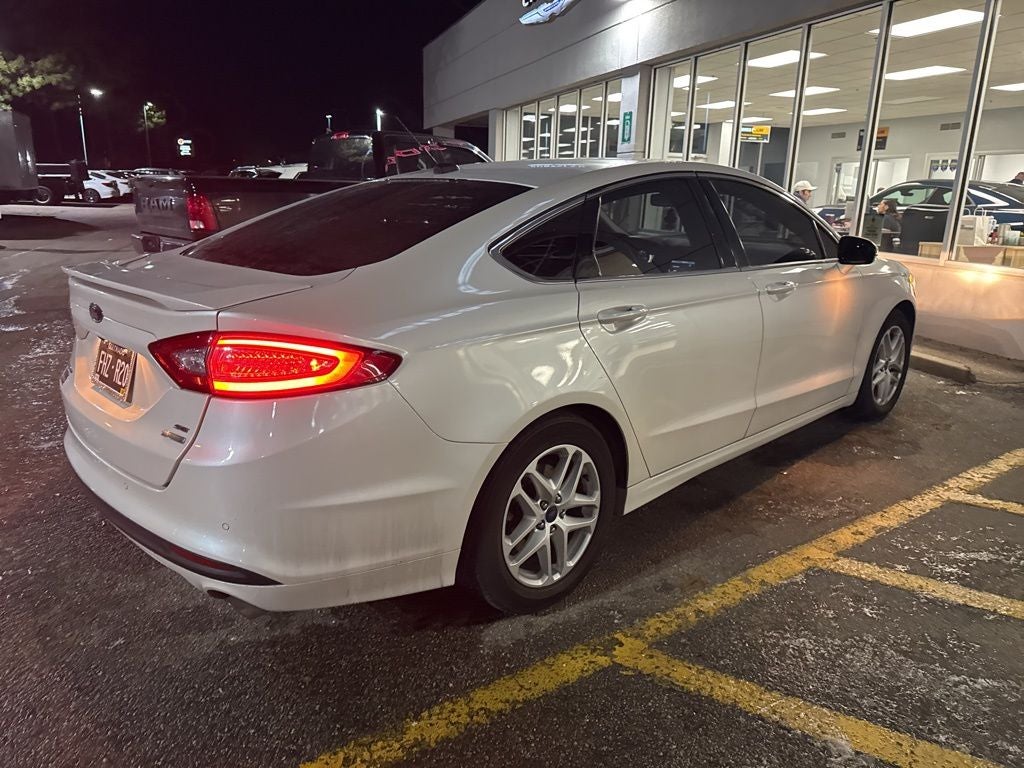2014 Ford Fusion SE