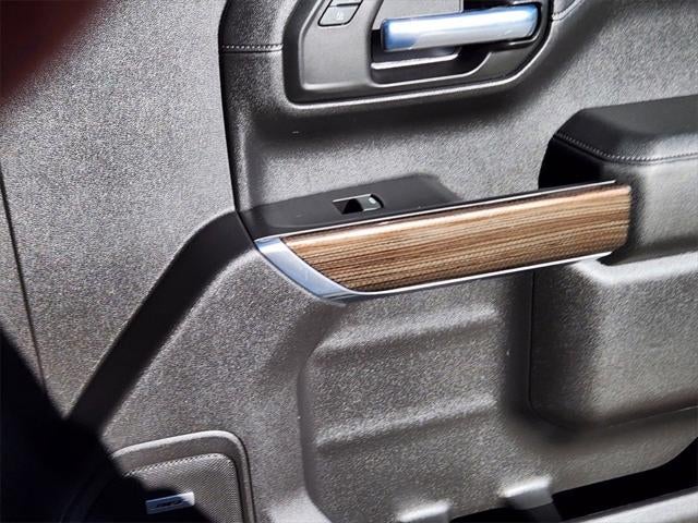 2020 Chevrolet Silverado 1500 4WD Crew Cab Short Bed RST