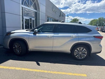 2021 Toyota Highlander Platinum