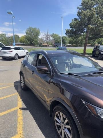 2017 Nissan Rogue Sport SV