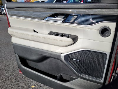 2022 Jeep WAGONEER Base