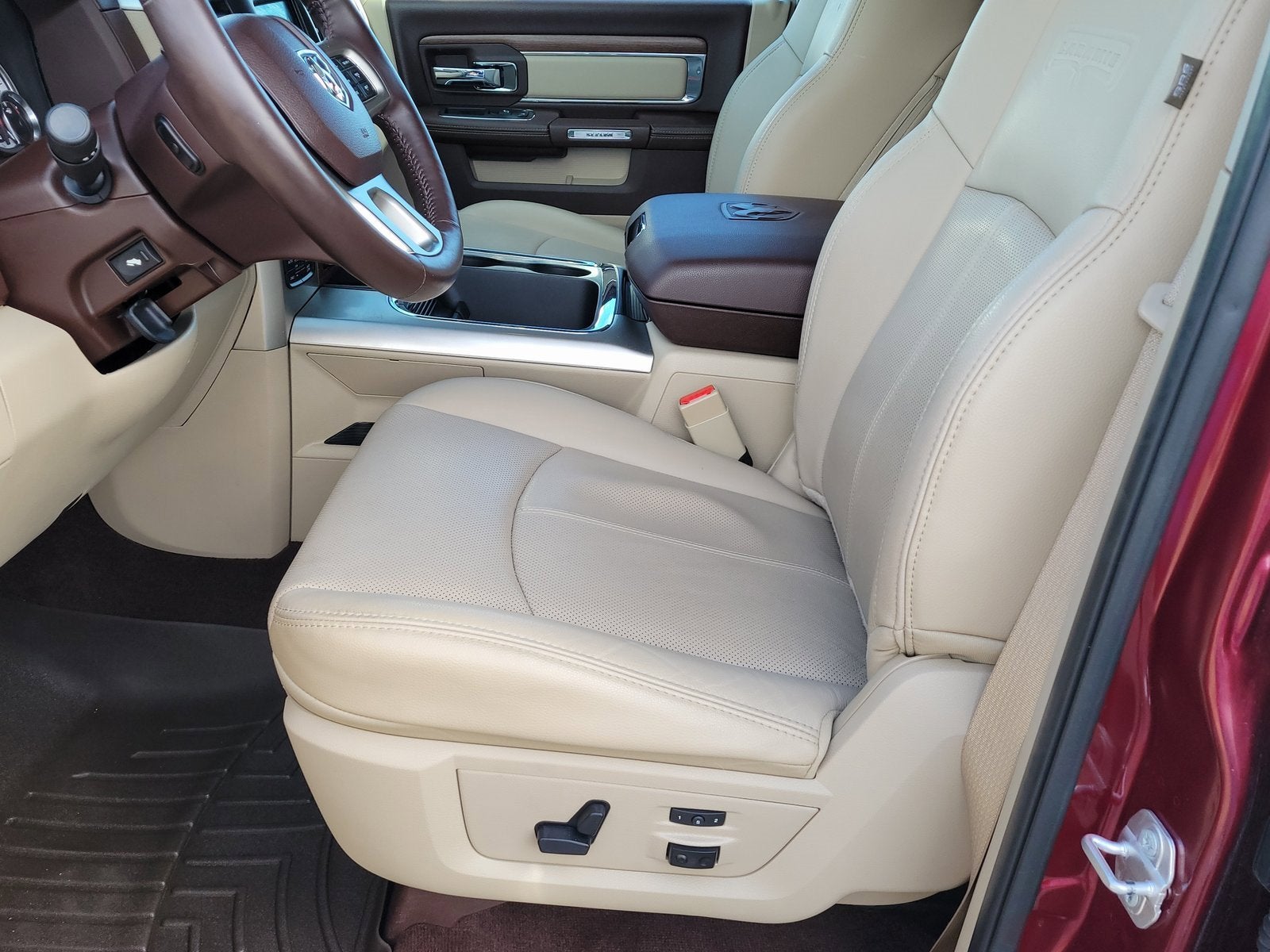 2018 RAM 1500 Laramie