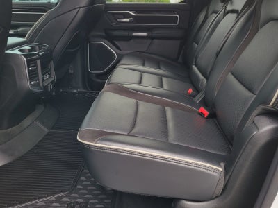 2020 RAM 1500 Laramie Crew Cab 4x4 5'7" Box