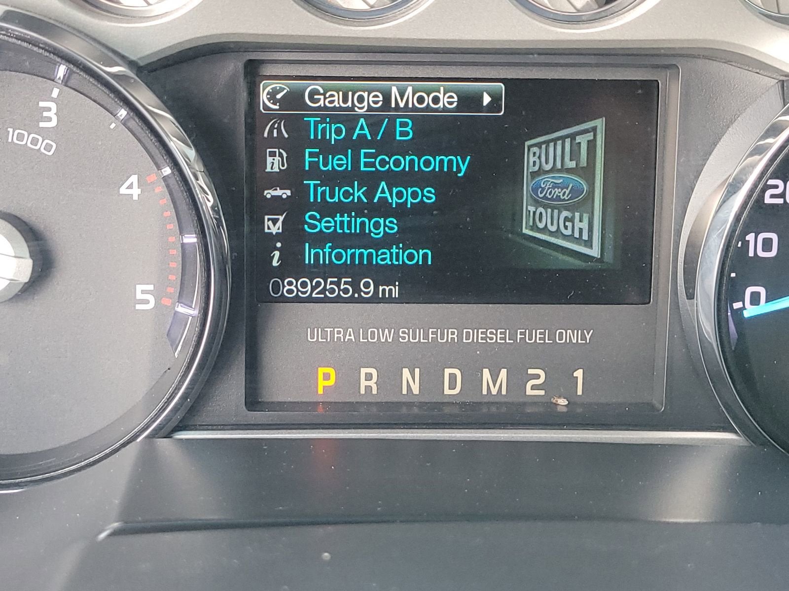 2016 Ford Super Duty F-250 SRW Lariat