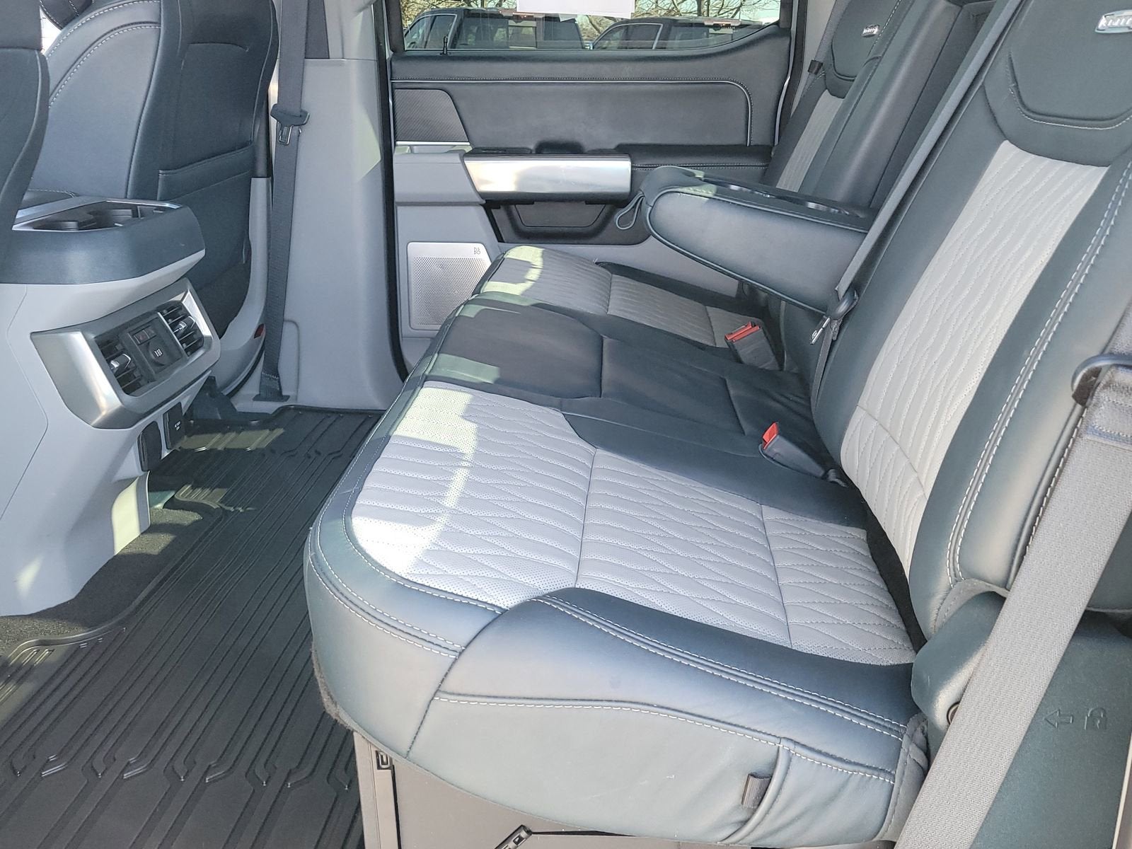 2024 Ford Super Duty F-350 SRW XL