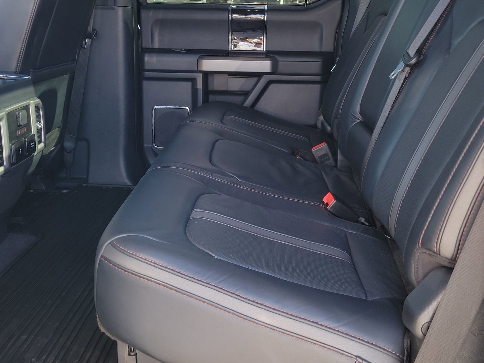 2022 Ford Super Duty F-350 SRW XL