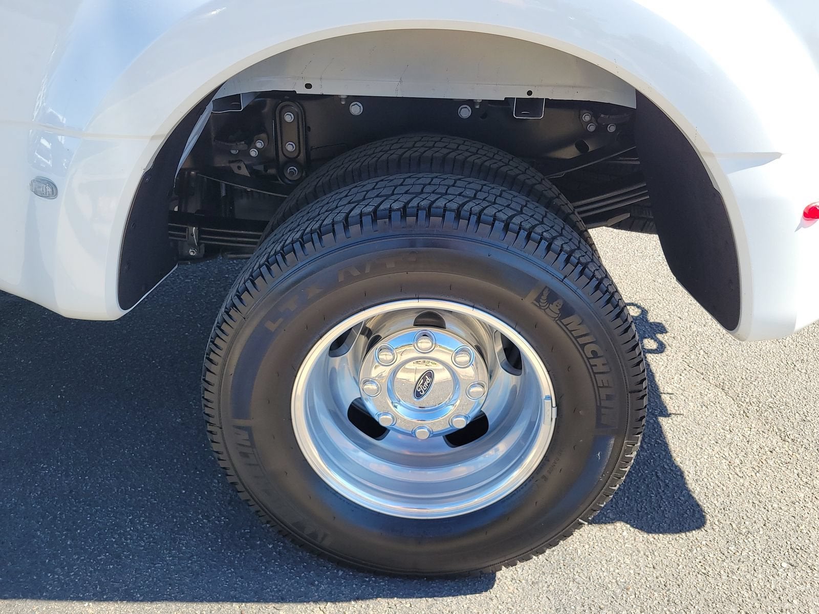 2025 Ford F-350 LARIAT