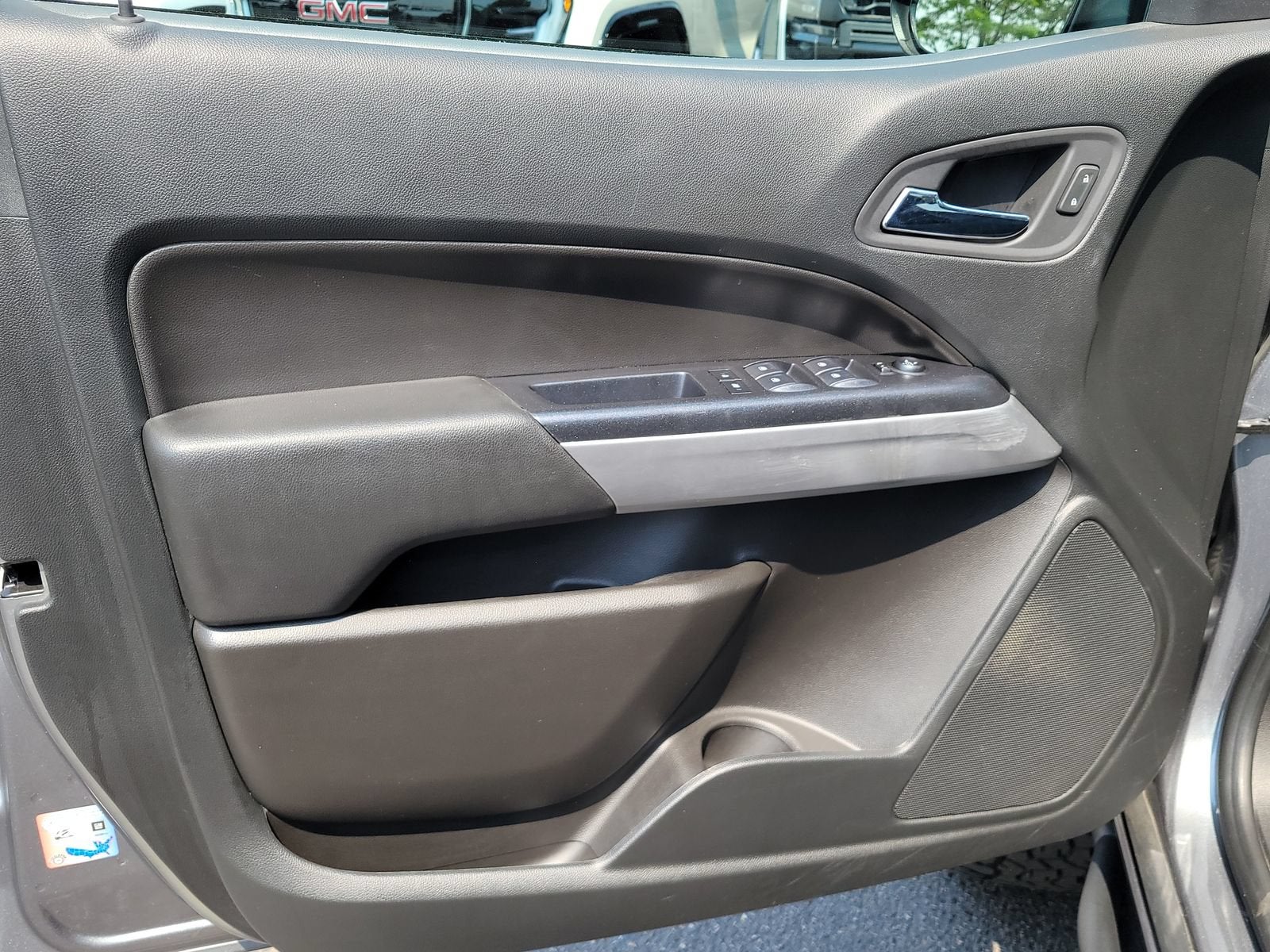 2020 Chevrolet Colorado ZR2 - Photo 7